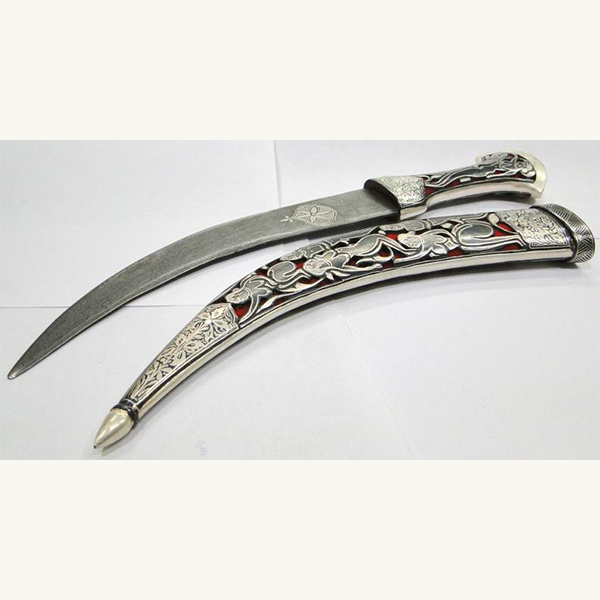 natural and artistic